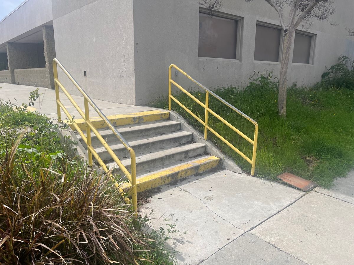 Image for skate spot Post Office - 5 Stair Rail