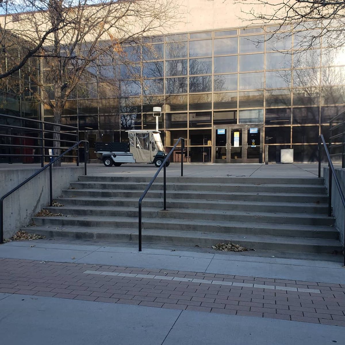 Image for skate spot Metropolitan State University 7 Stair Rail