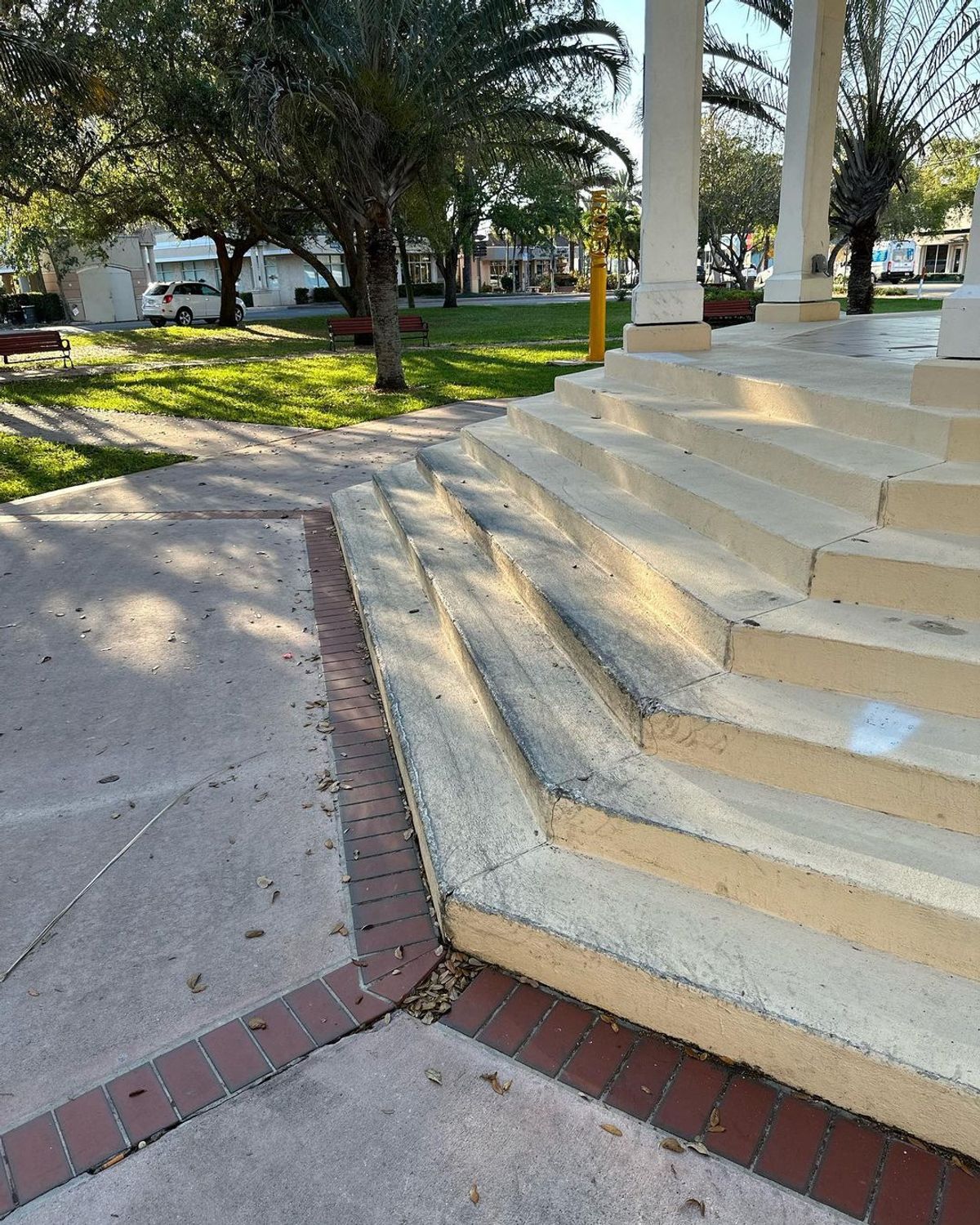 Image for skate spot Court House Cultural Center - Stair Ledge