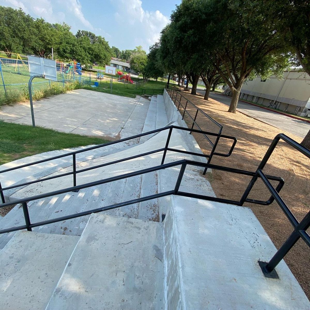 Image for skate spot Holy Name Catholic Church - Ledges / Bank