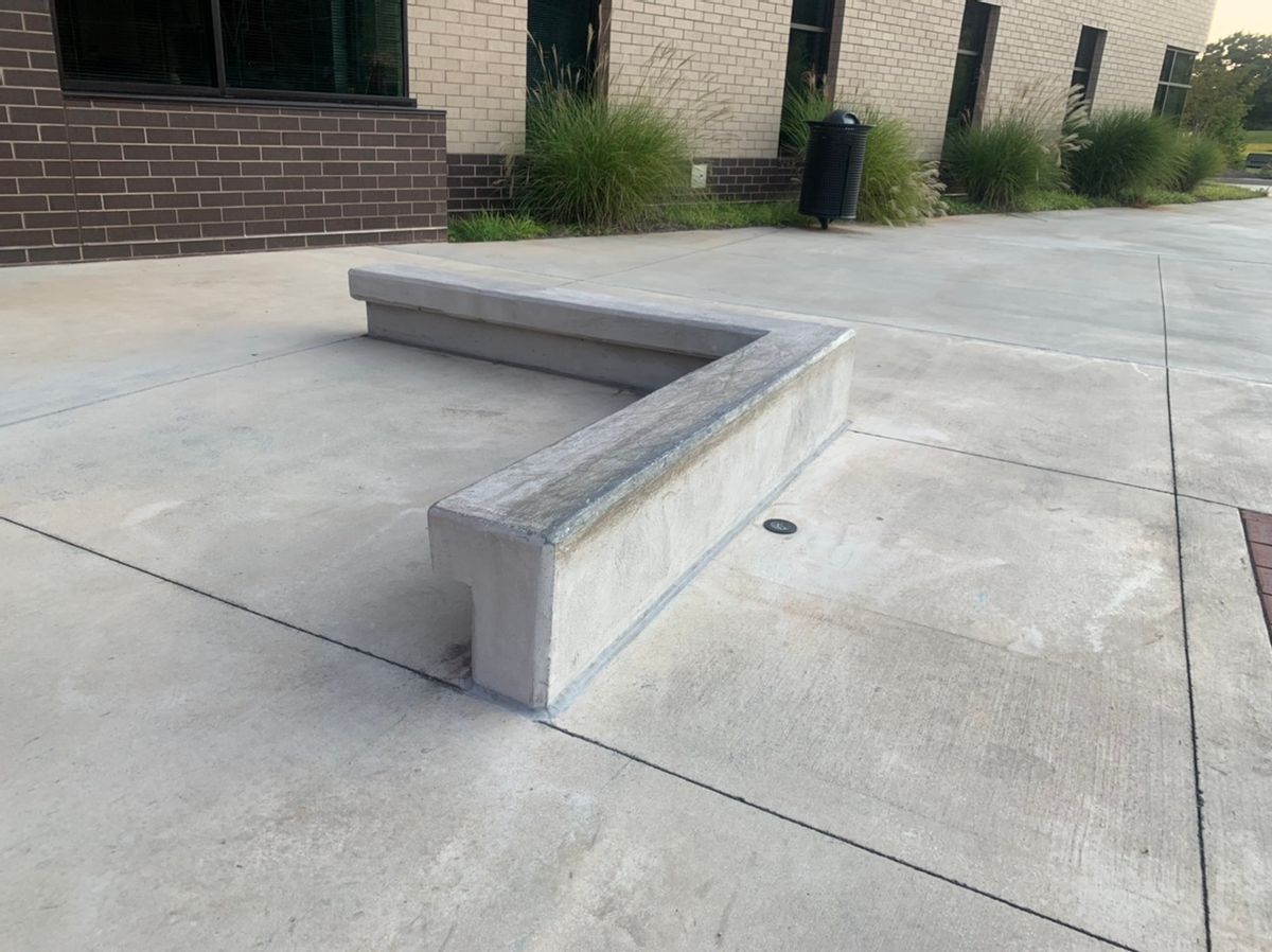 Image for skate spot McNair Middle School - L Ledges