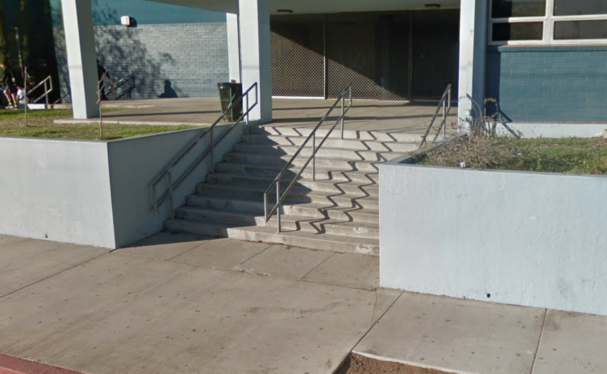 Image for skate spot Thomas Starr King Middle School 10 Stair Rail