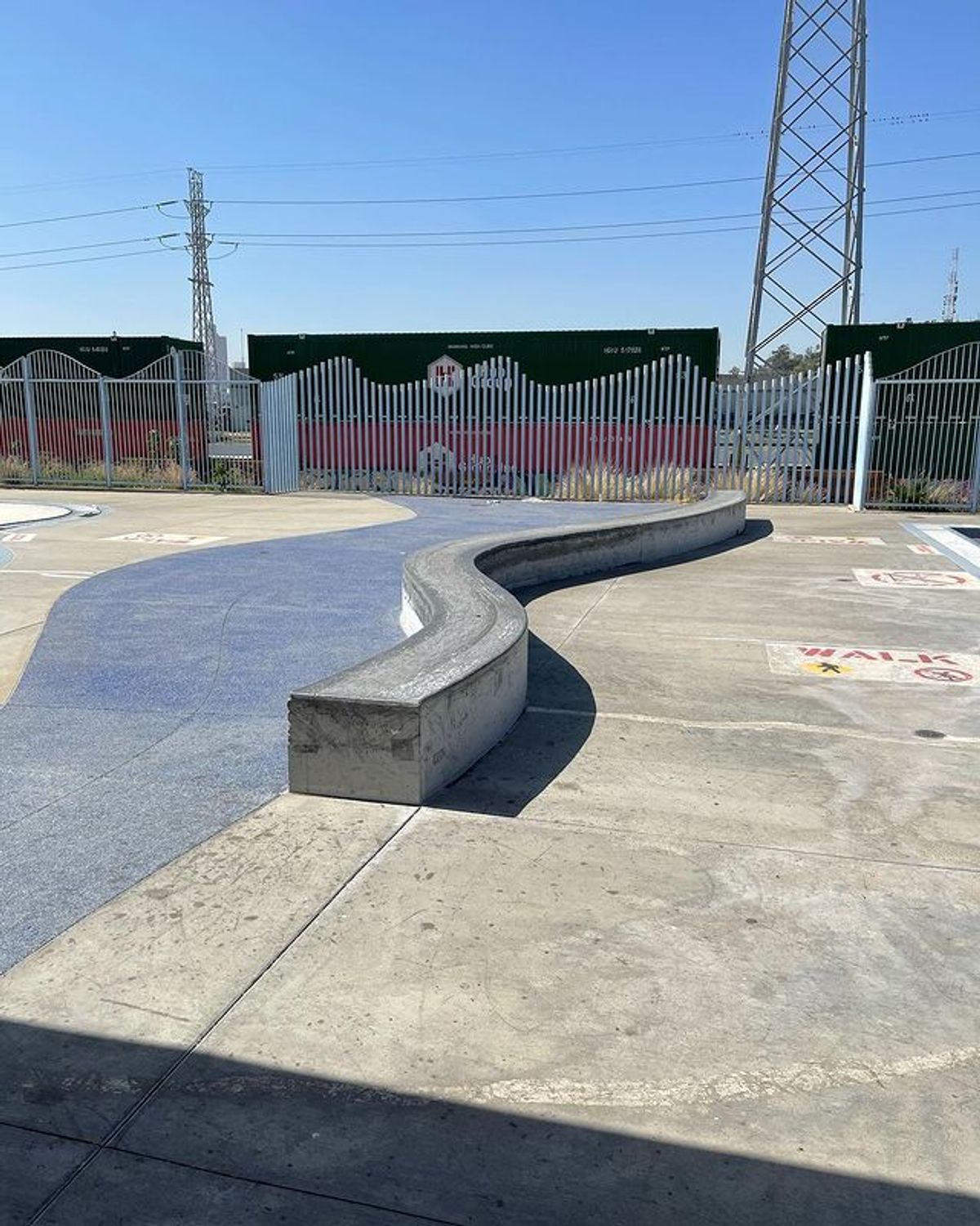 Image for skate spot Downey Swimming Pool S Ledge