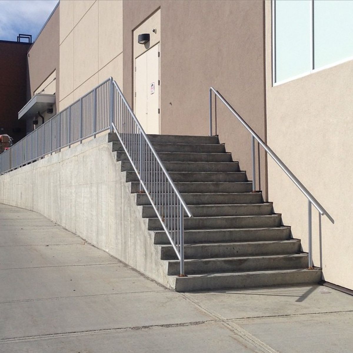 Image for skate spot Beacon Hill - 13 Stair Rail