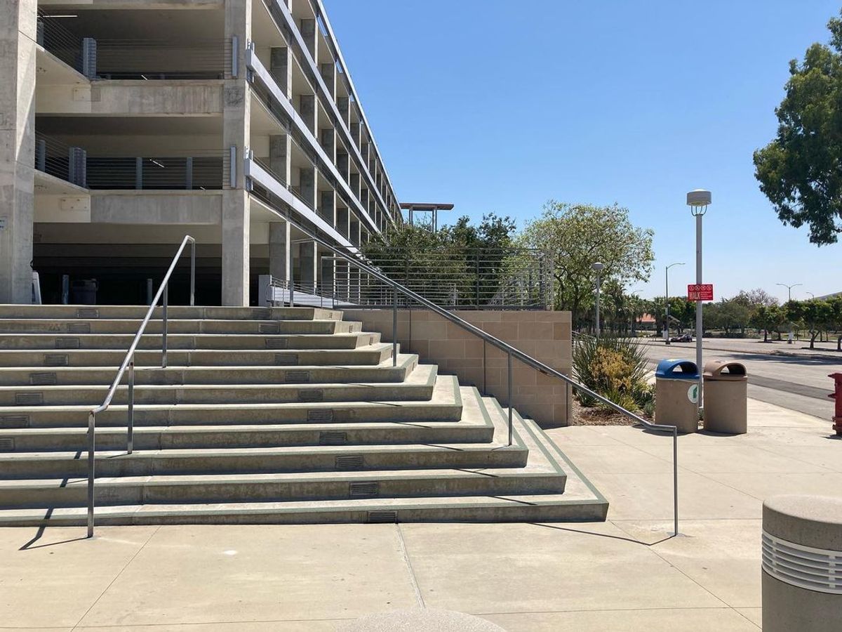 Image for skate spot Cal Poly Pomona - Parking Deck 11 Stair