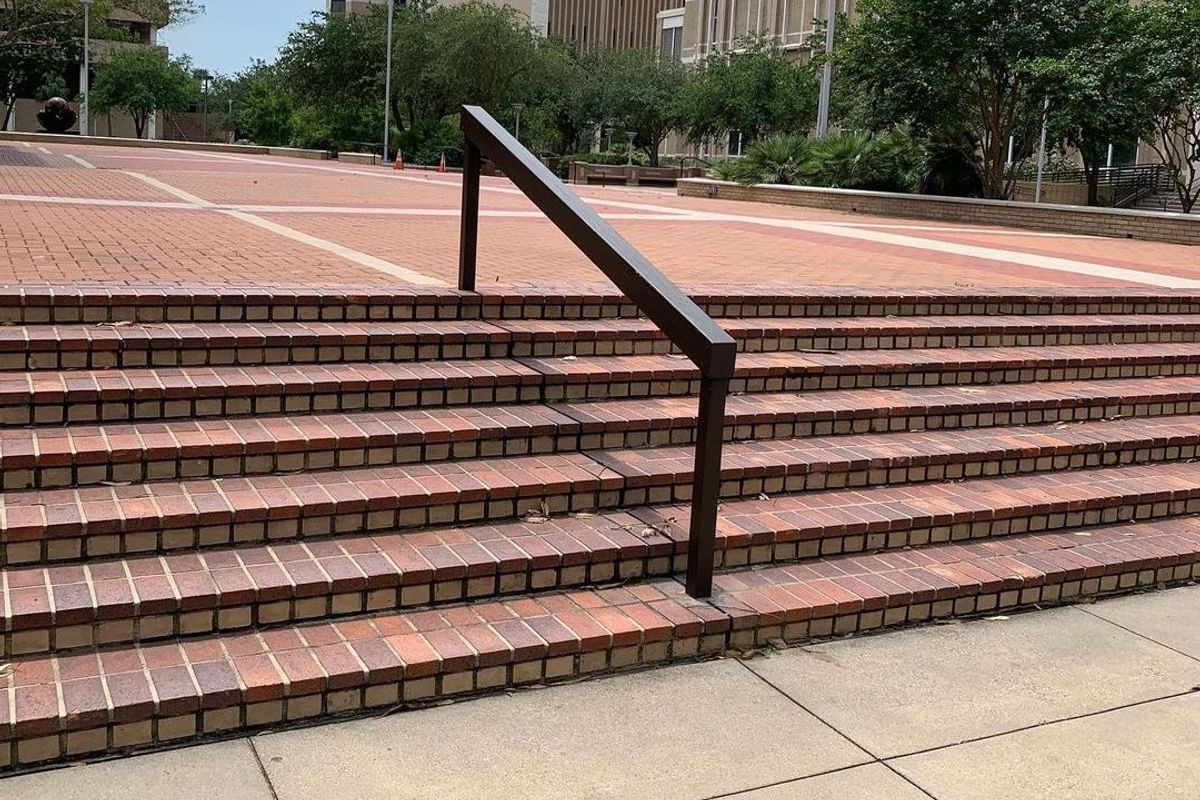 Image for skate spot John Sealy Hospital 7 Stair Rail