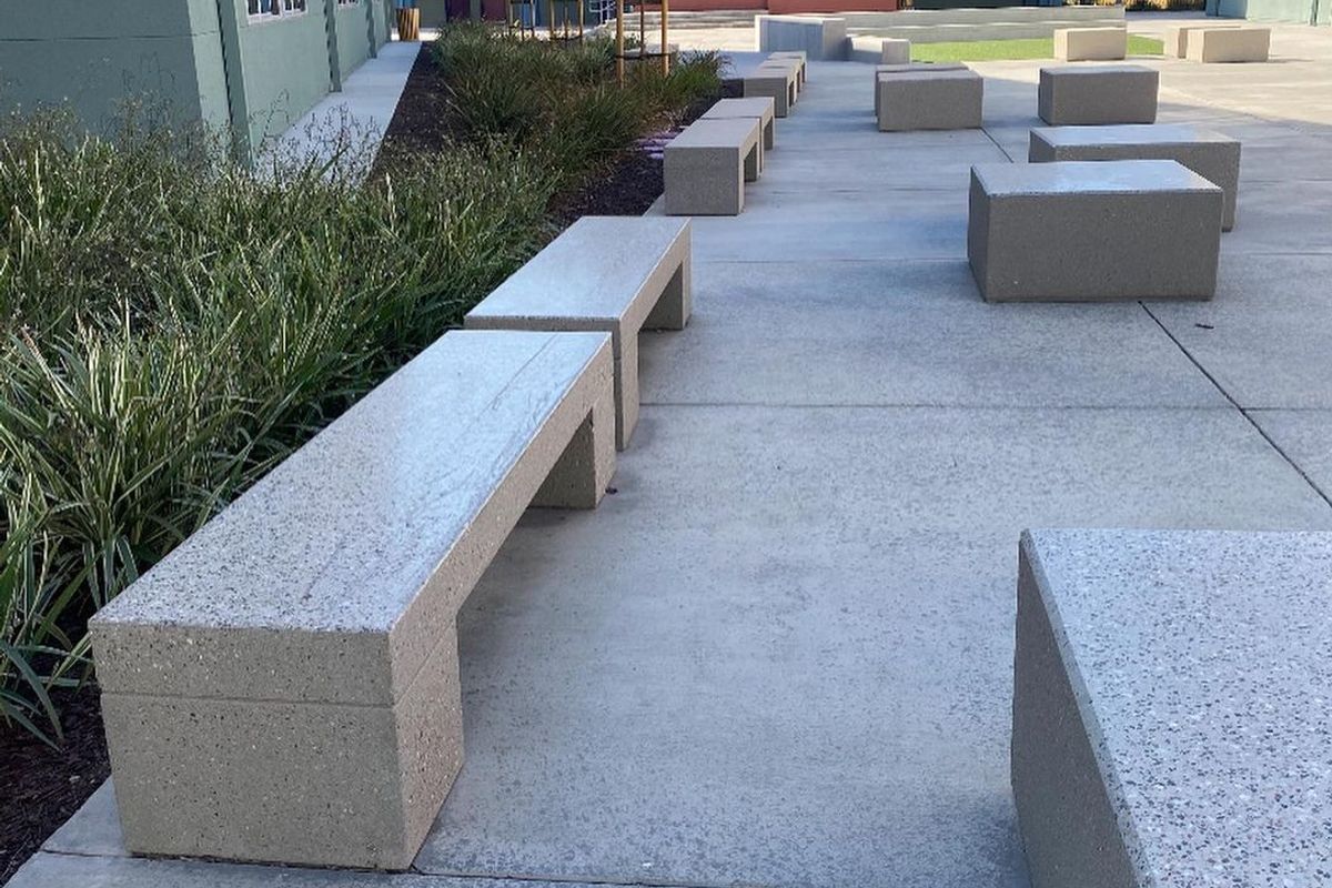 Image for skate spot Cottonwood Creek K-8 School Benches