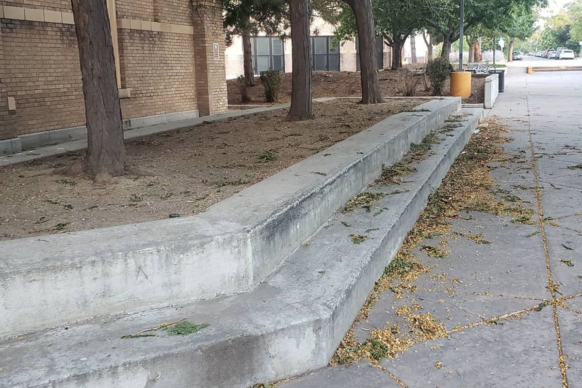Image for skate spot West High School Ledges