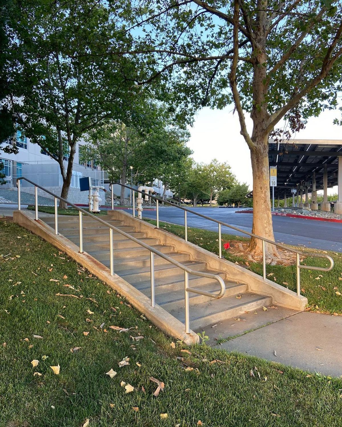 Image for skate spot Blue Shield of California - 11 Stair Kink Rail