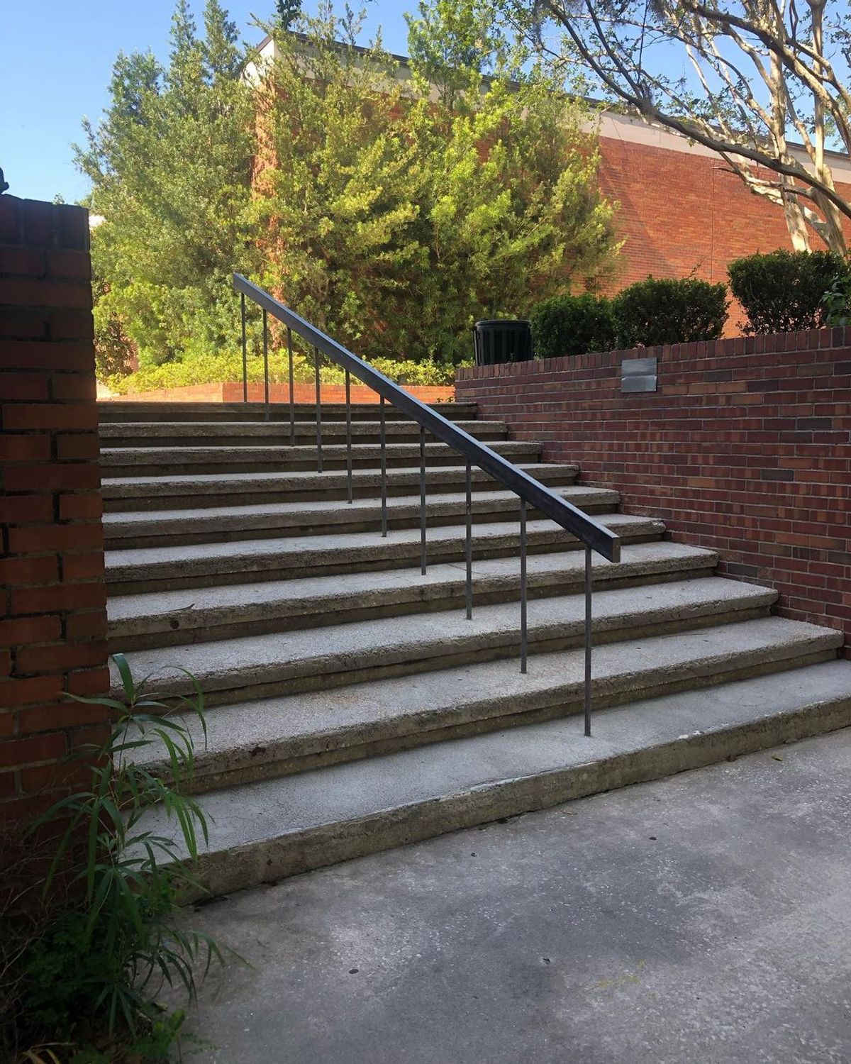 Image for skate spot University of Florida - 10 Stair Rail