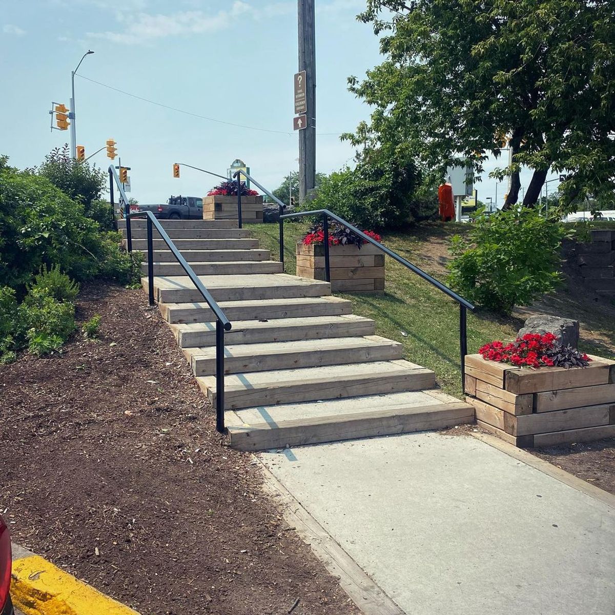 Image for skate spot Tim Hortons - 5 Flat 5 Double Set Rail