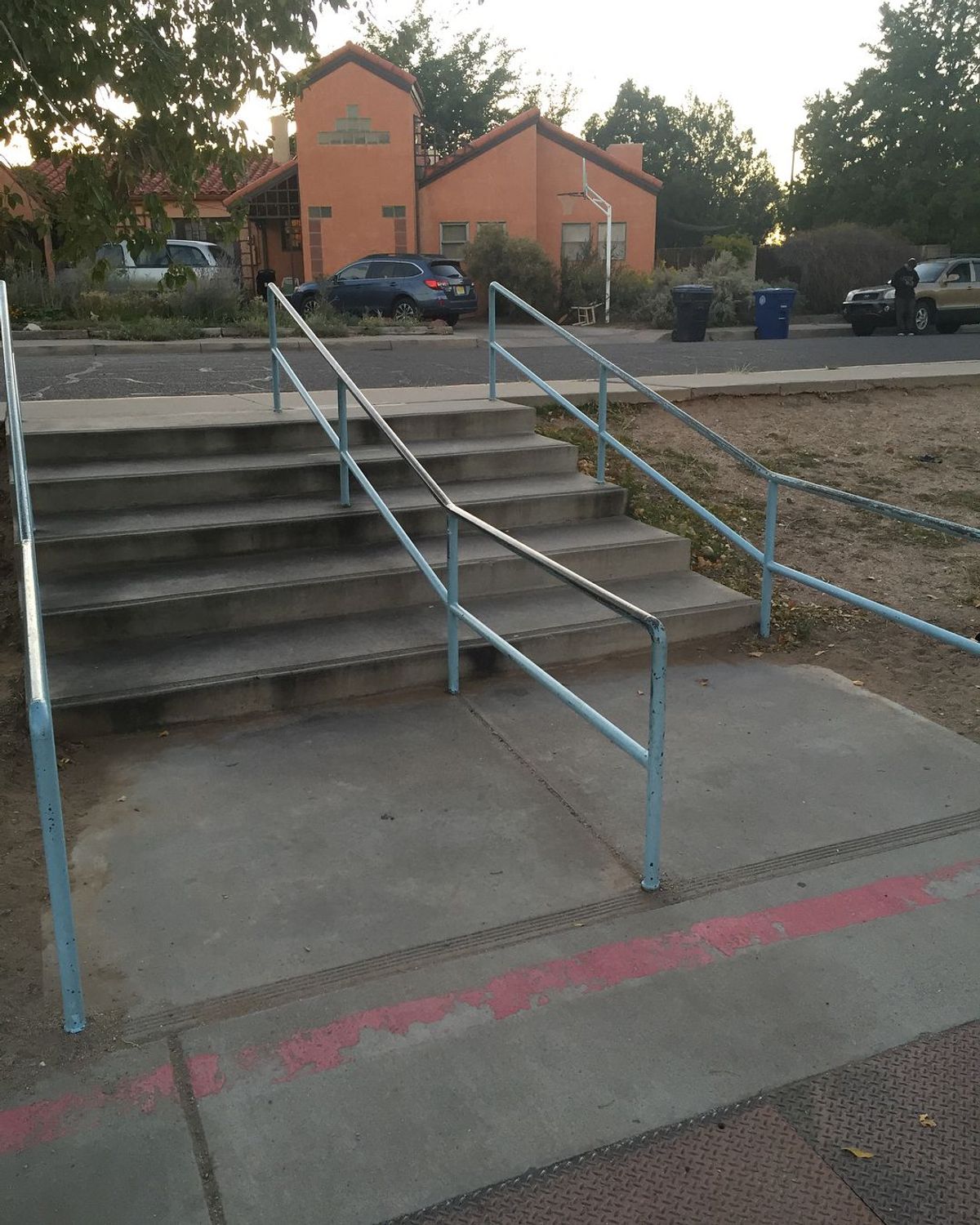 Image for skate spot Monte Vista Long Kink Rail