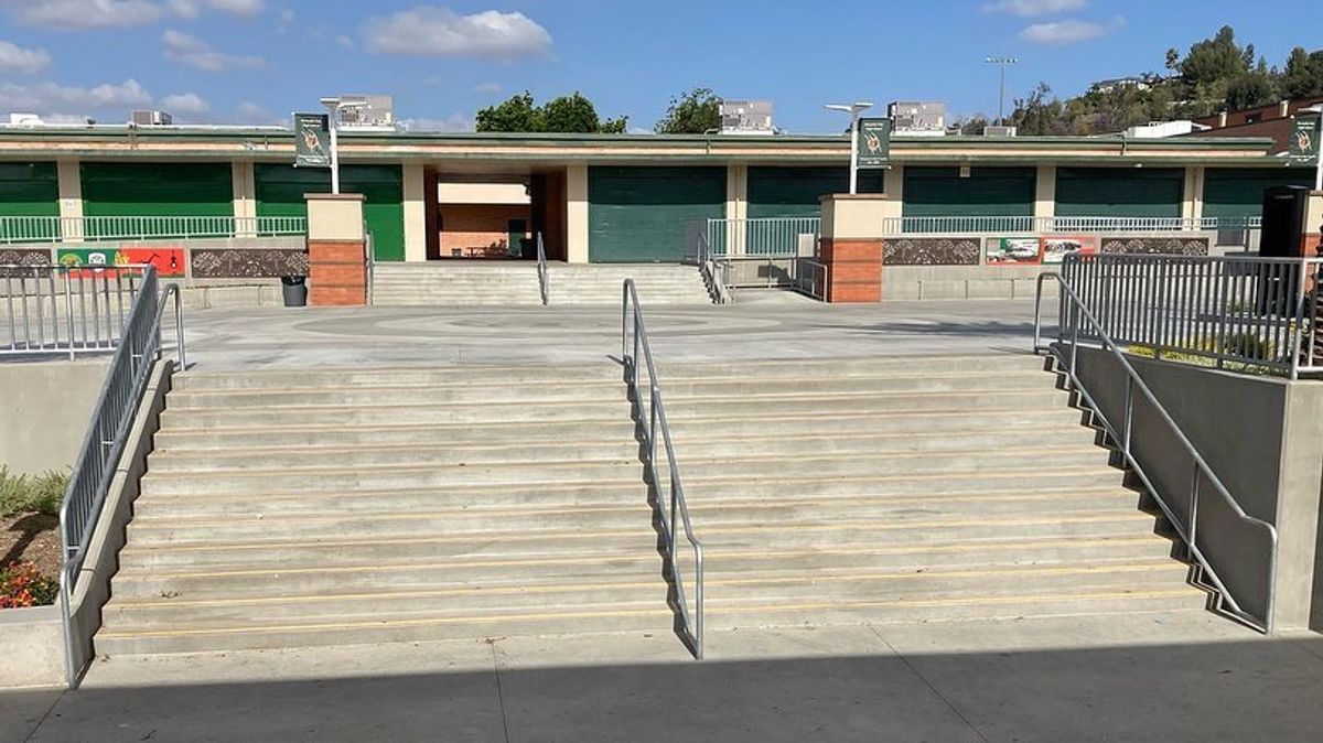 Image for skate spot Riverside Polytechnic High School - 7 Then 12 Stair