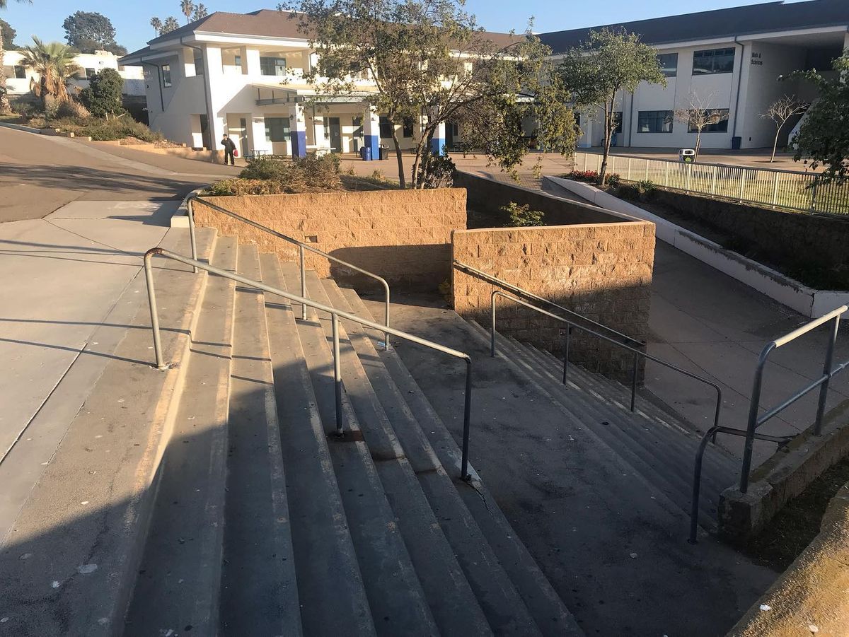 Image for skate spot San Dieguito High School - 8 Flat 10 Double Set Gap To Rail