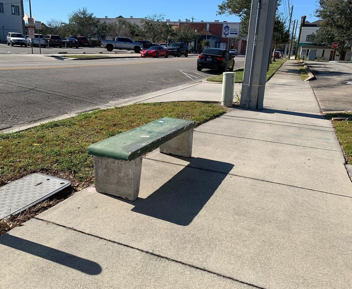 Image for skate spot Seminole Law Library Bench