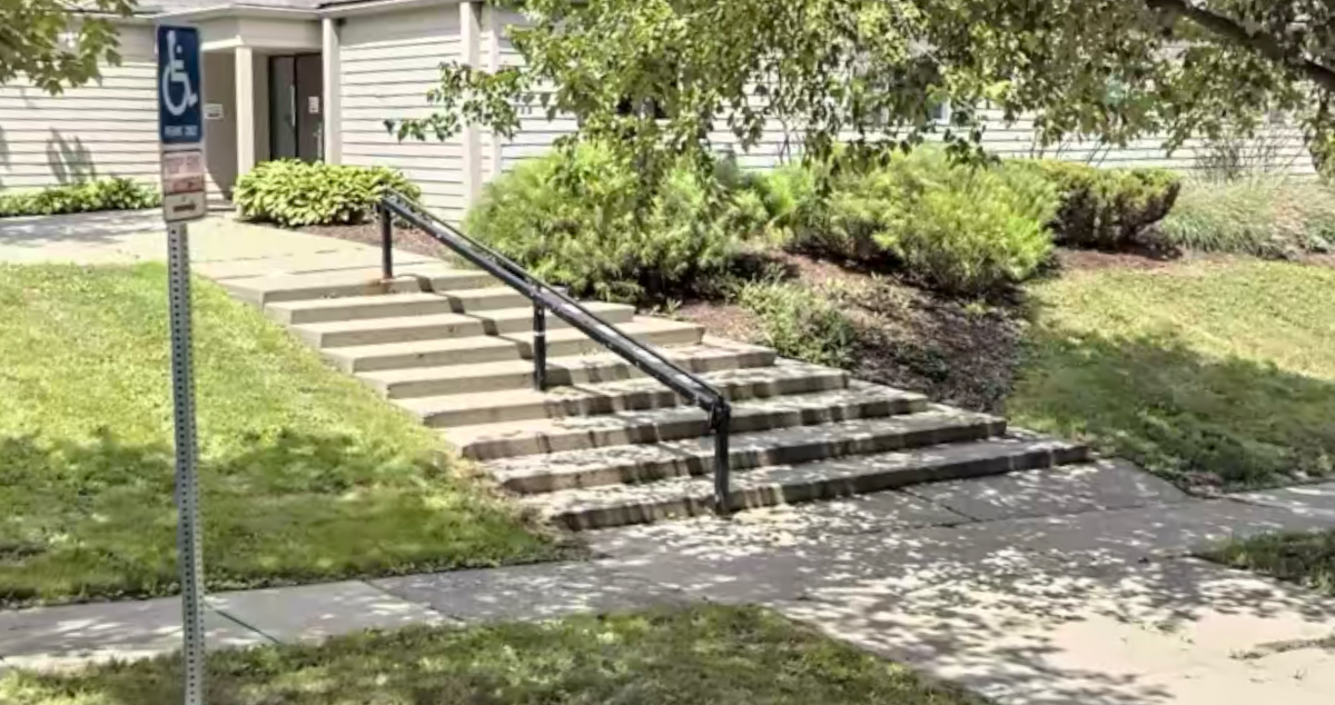 Image for skate spot Northside Food Pantry - 9 Stair Rail