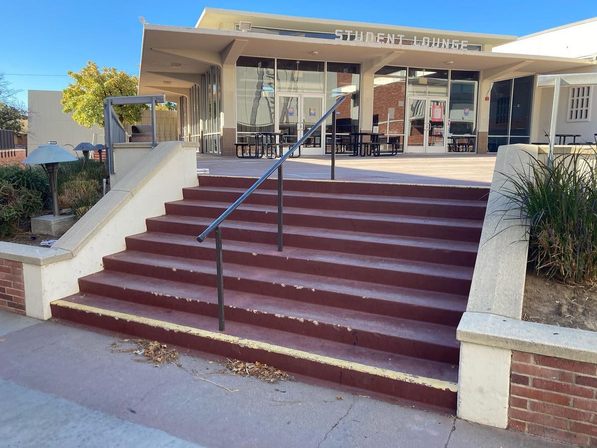 Image for skate spot LACC - Herb Alpert Music Center 8 Stair Rail