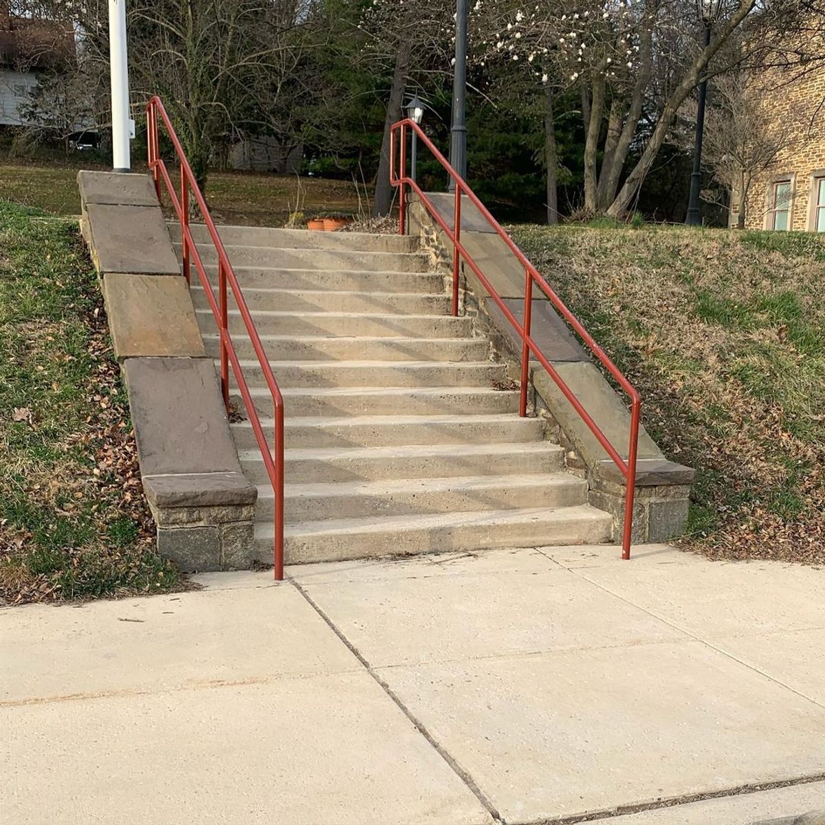 Image for skate spot Towson High School - 12 Stair Rail