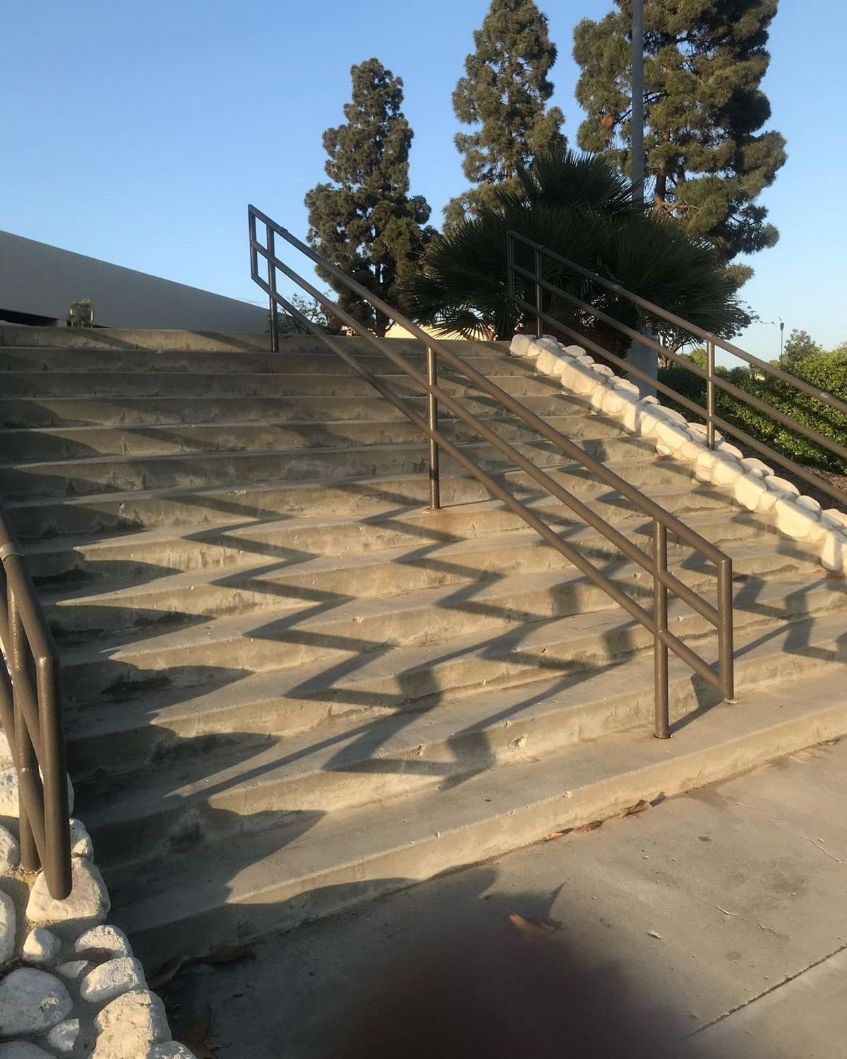 Image for skate spot Ventura Government Center - 13 Stair Rail