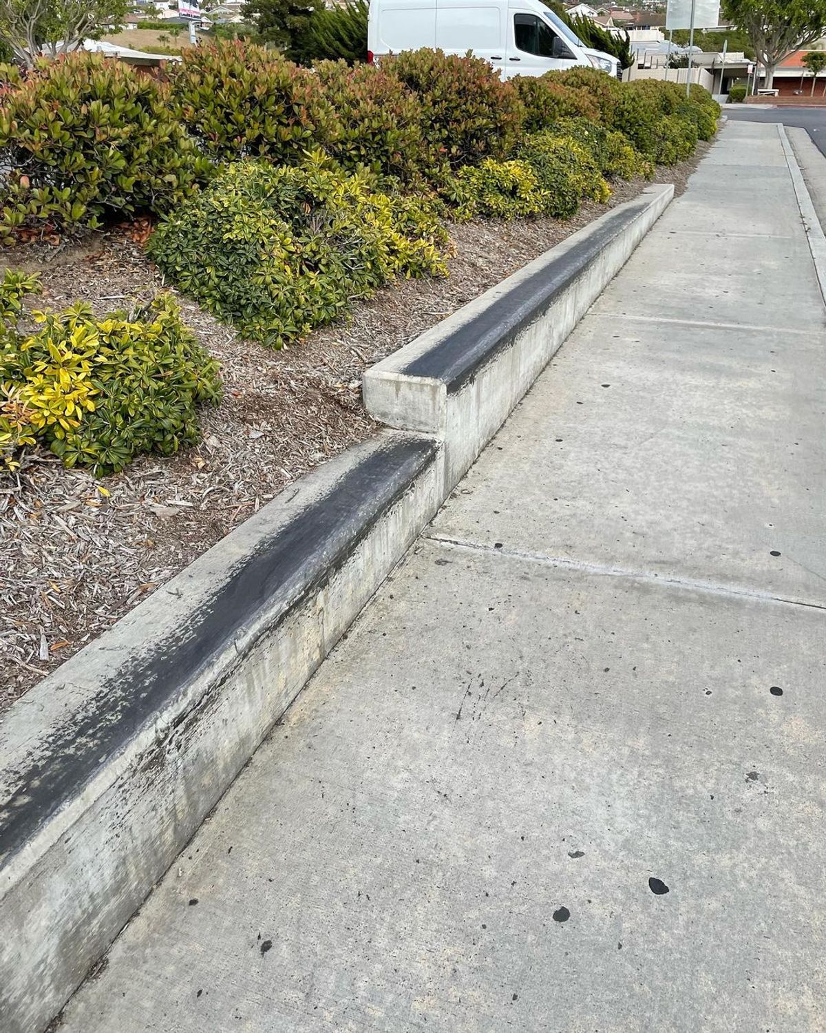 Image for skate spot San Clemente High School - Ledge Drop Ledge