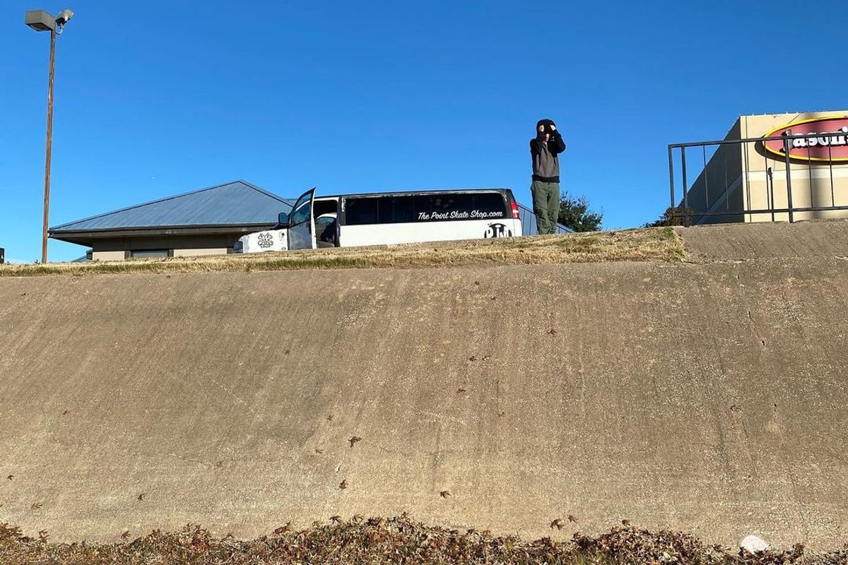 Image for skate spot Collin Creek Mall Gap Into Bank