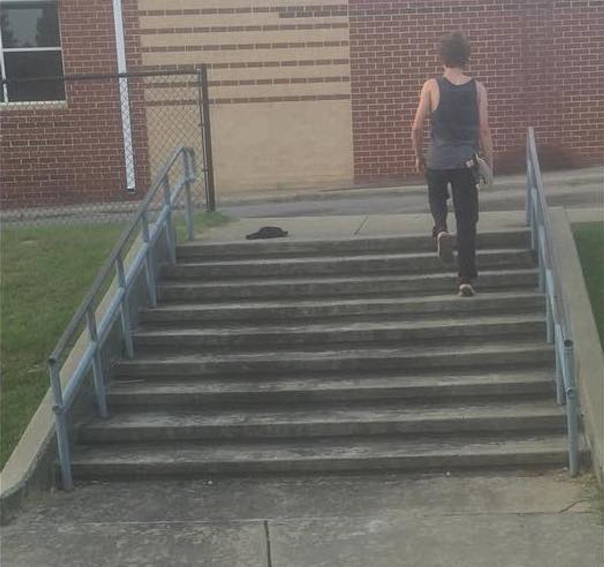 Image for skate spot Vestavia Hills Elementary - 9 Stair Rails