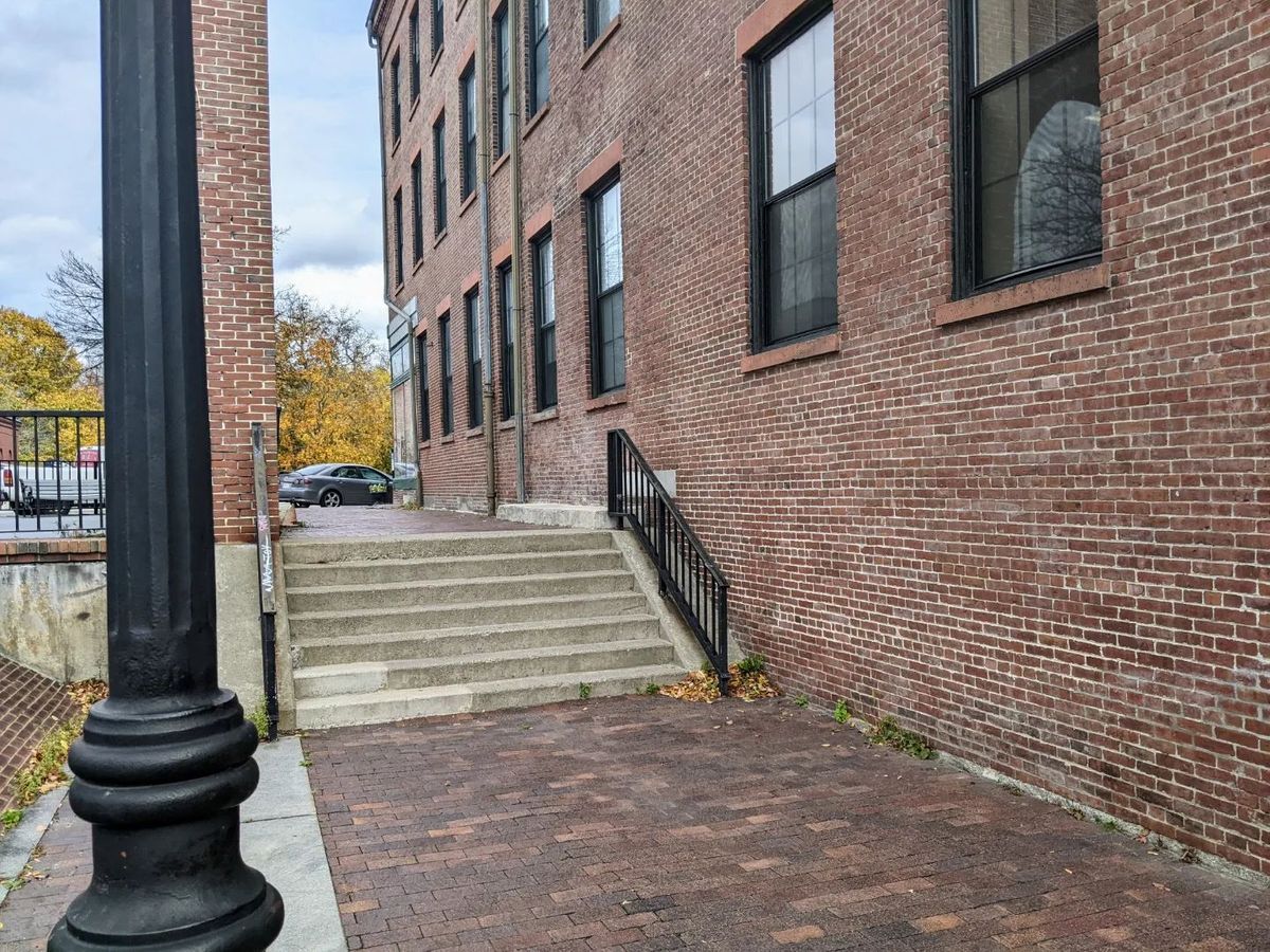 Image for skate spot Merrimack Canal - 7 Stair Rail