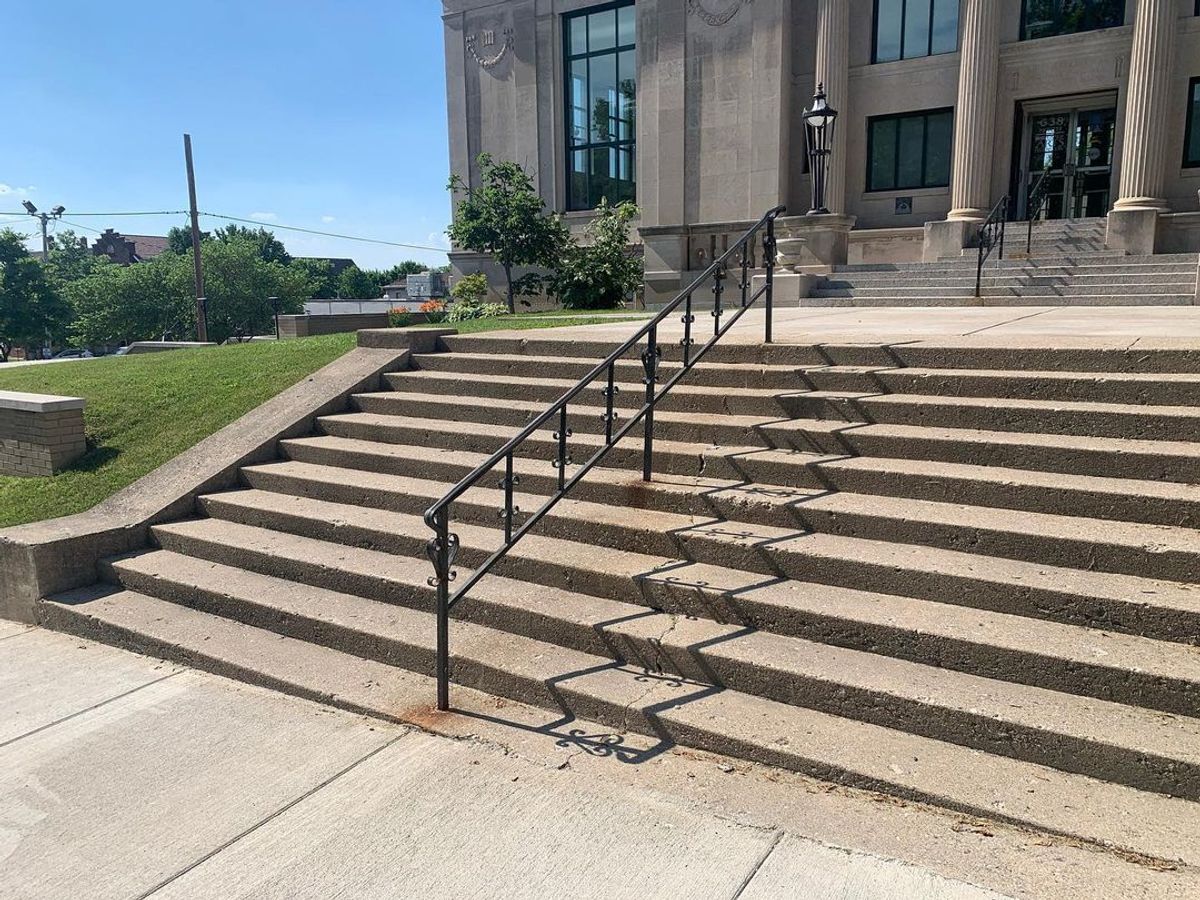 Image for skate spot Tippecanoe Arts Federation - 11 Stair Rail