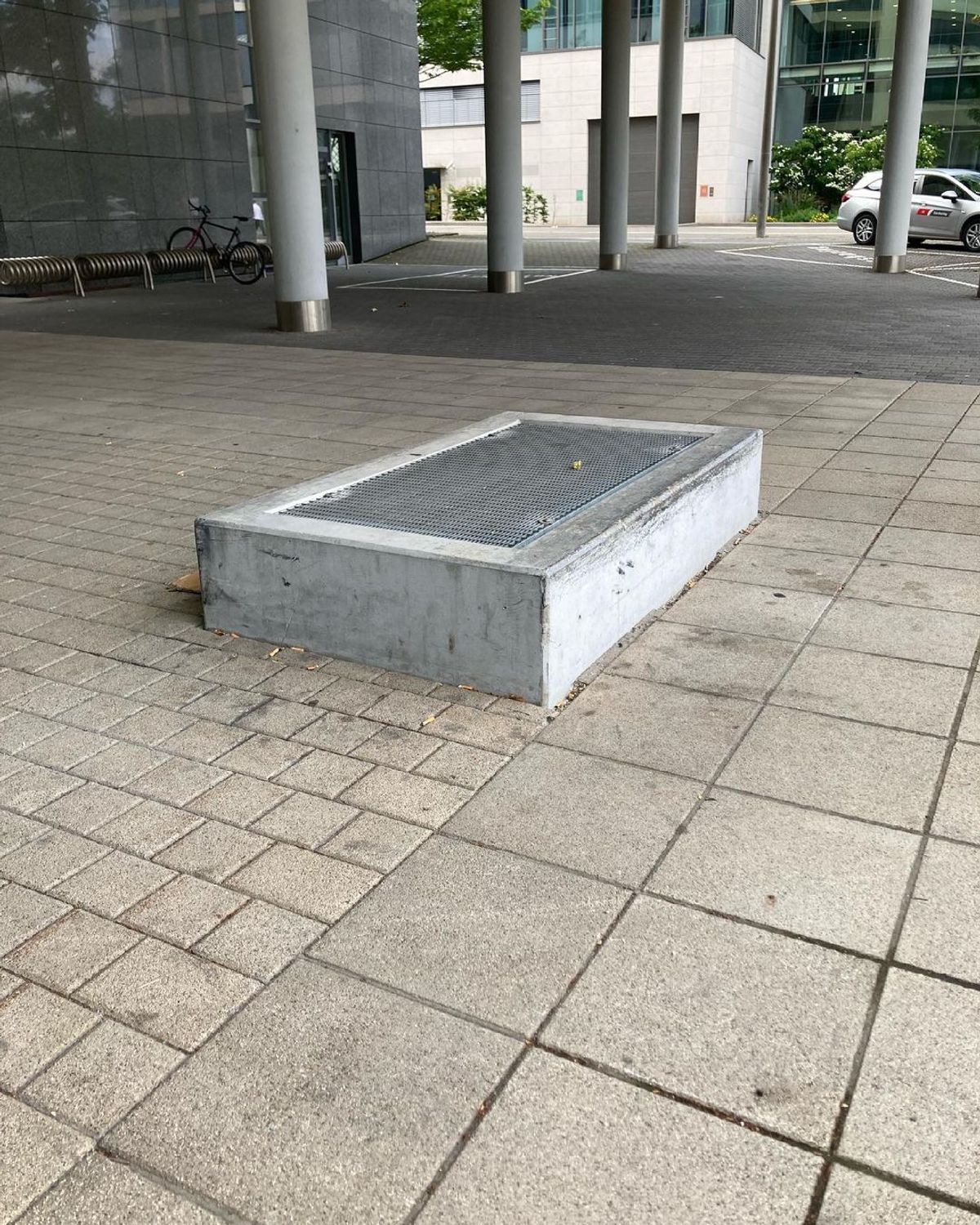 Image for skate spot DB Regio AG - Ledge