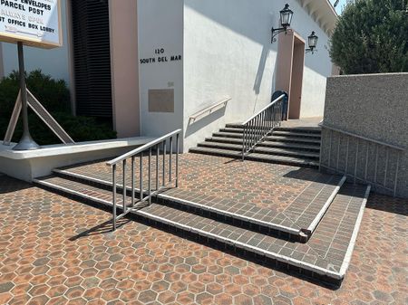 Preview image for USPS - 6 Stair Wall Rail
