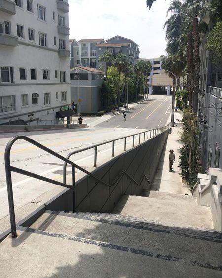 Preview image for S Chestnut Pl - Gap To Rail