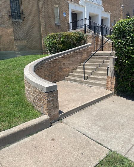 Preview image for North Side Church of Christ - 8 Stair Curved Hubba