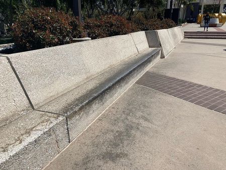 Preview image for CSULB - Lyman Lough Fountain Ledges