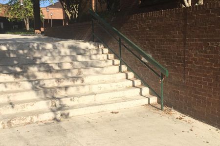 Hollywood High - FindSkateSpots