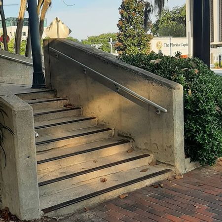 Preview image for E Jefferson St - 8 Stair Hubba