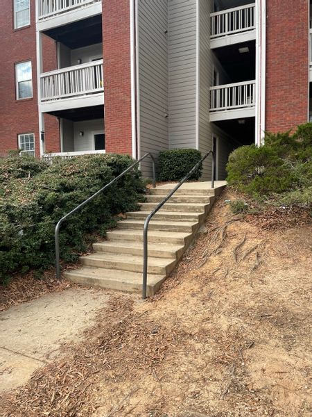 Preview image for The Point - 9 Stair Rail