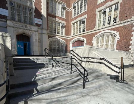 Image for Brownsville Collegiate - 4 Flat 4 Rail