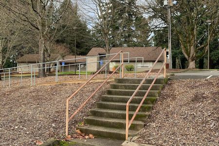 Preview image for Tualatin 8 Stair Rail