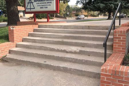 Hollywood High School - 12 Stair Skate Spot