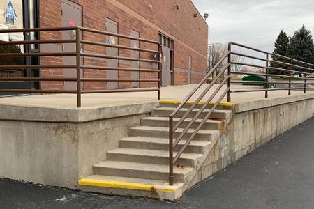 Preview image for Levoy 8 Stair Rail