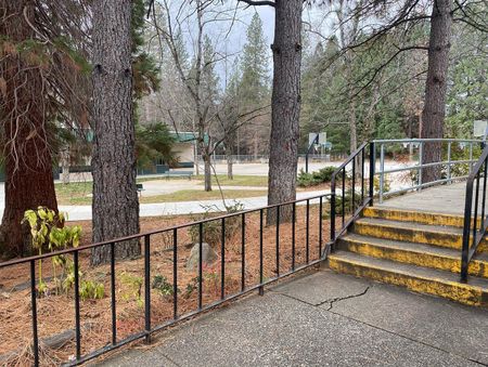 Preview image for Lyman Gilmore Middle School - 4 Stair Out Rail