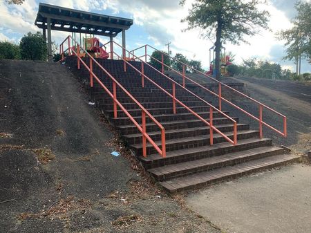 Preview image for Mcdermott Elementary School - 20 Stair Rail / Bank