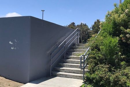 Rancho Buena Vista 9 Stair Wall Rail - FindSkateSpots