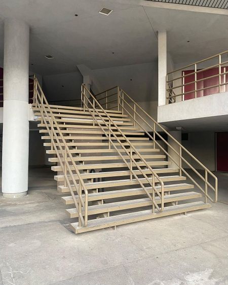 Preview image for Selland Arena - 16 Stair Rail