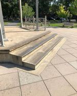 thumbnail for Parc De Normanville - 3 Stair Ledge