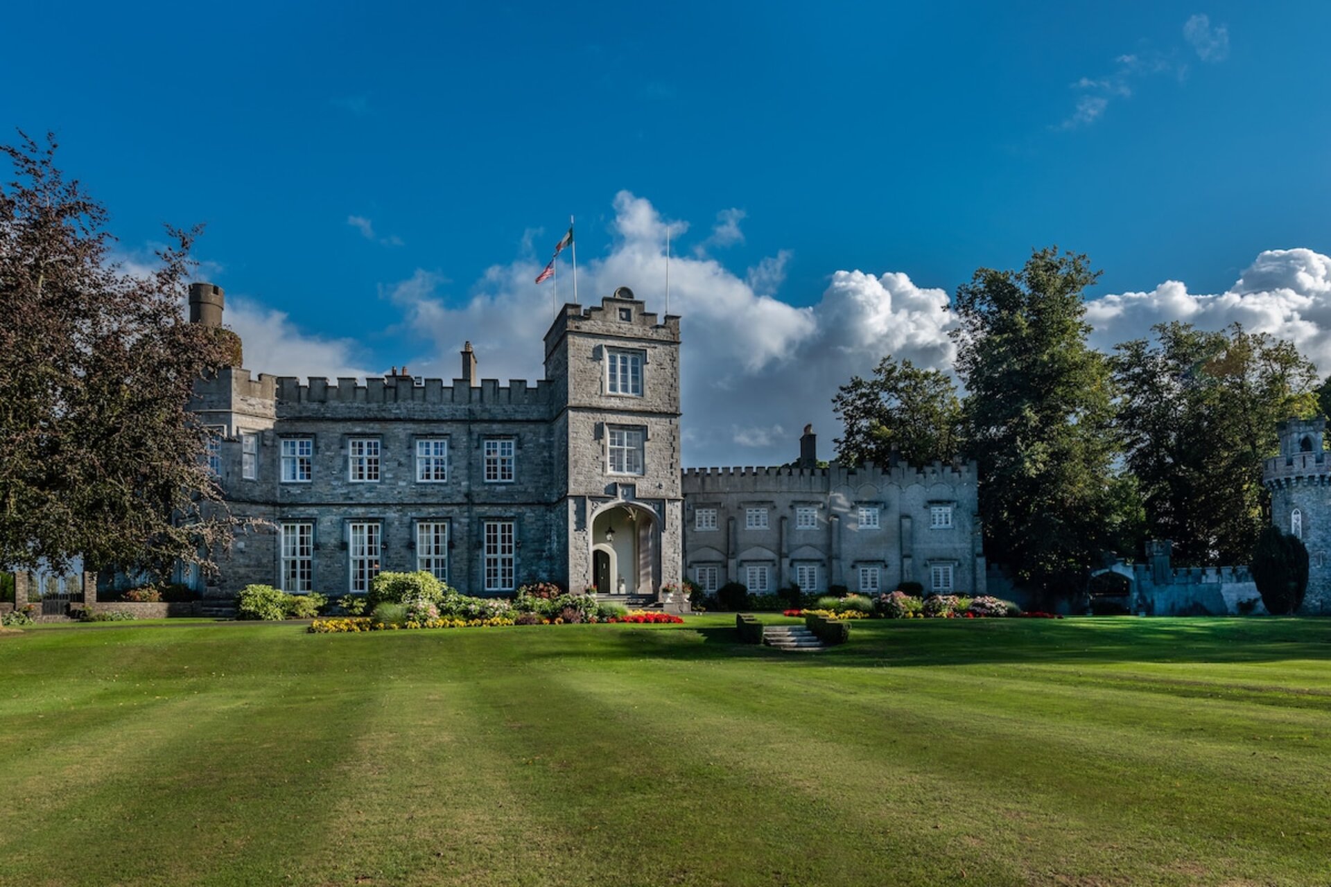 Island vacations with with panoramic ocean views