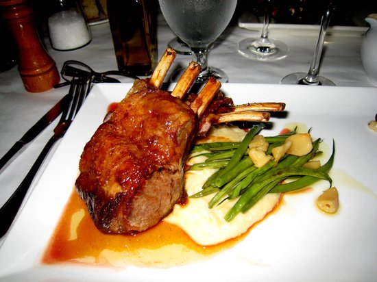 The Perfect Caper or Artur's Restaurant