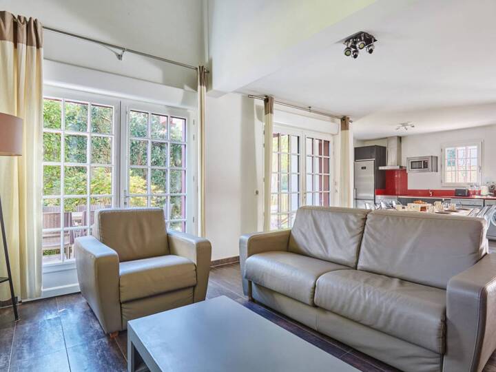 Domaine de Lana 4-Bed Retreat, Urrugne Villa 1002