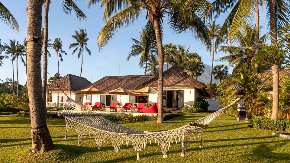 Renovated 3BR Villa W/ Pool - Perfect for Couples , Bali Villa 2237, Kec. Kubu, Indonesia