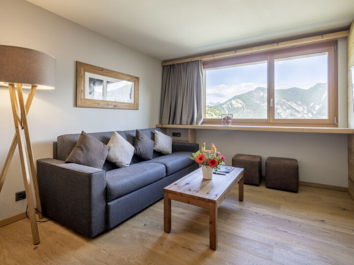 Charming 2 Bed Apartment Escape, Valais Apartment 1195, Vercorin, Switzerland